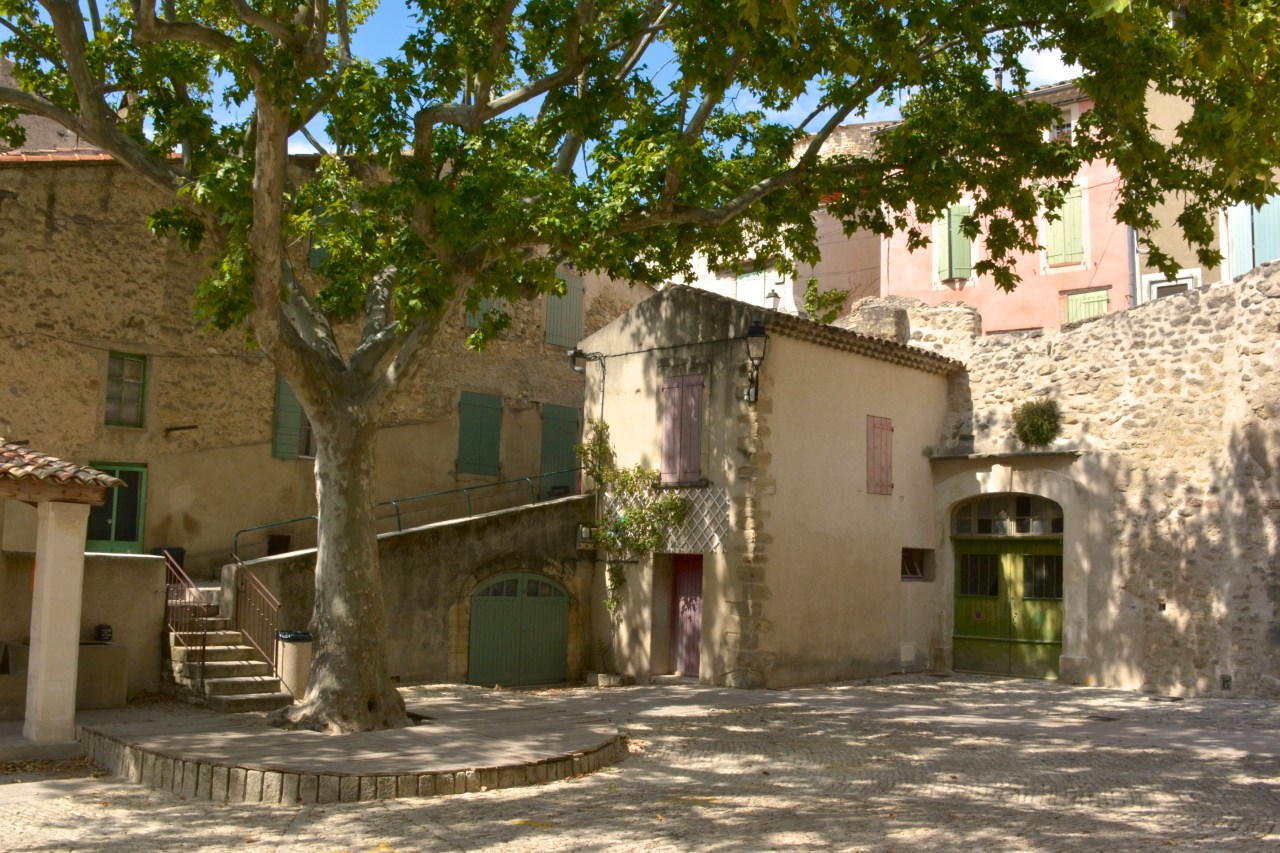 Provence Platz Cucuron